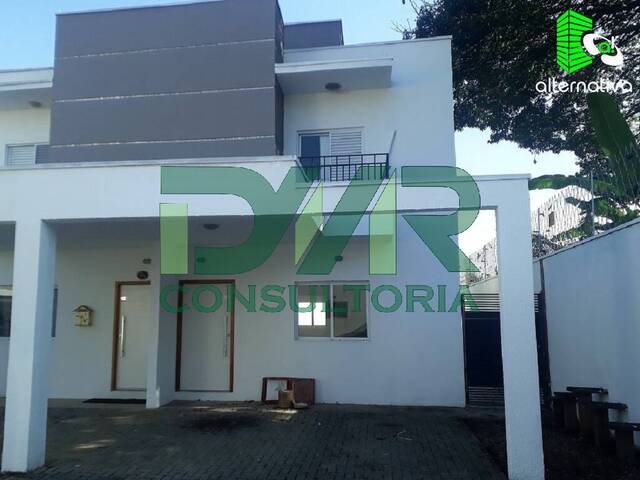 #062 - Casa para Venda em Taubaté - SP - 2