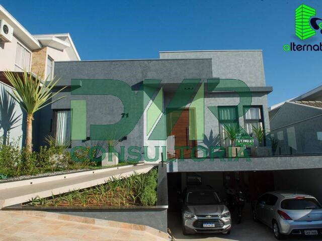 #092 - Casa para Venda em Taubaté - SP - 2