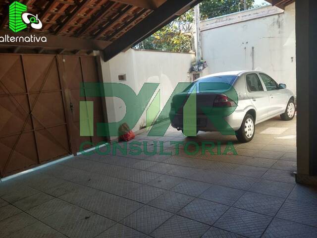 #132 - Casa para Venda em Taubaté - SP - 2