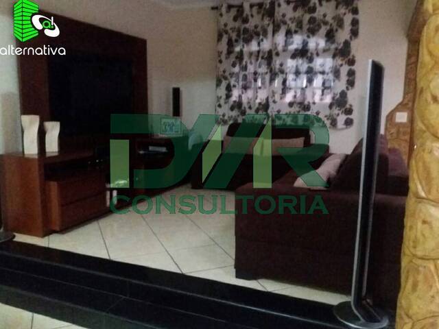 #161 - Casa para Venda em Taubaté - SP - 2