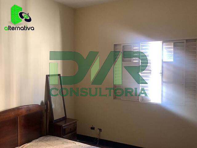 #250 - Casa para Venda em Taubaté - SP - 2